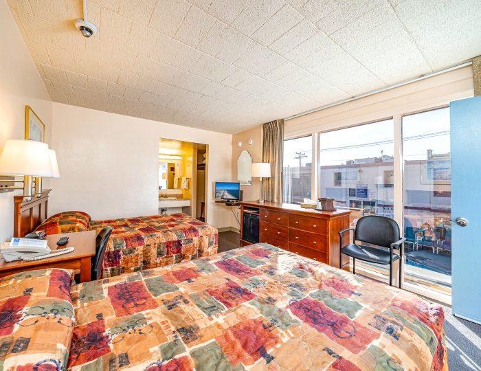 1125-Ocean-Ave-Tahiti-Inn-For-Sale-Doliszny-23-700x540